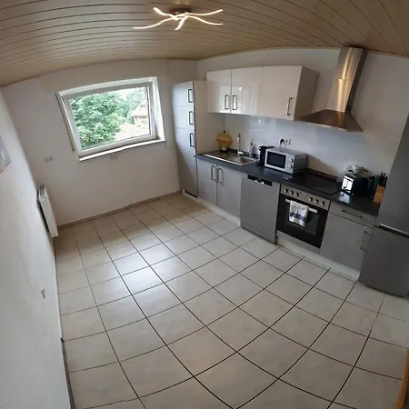 Generous I 7 Beds I 110 Sqm I Fast Internet Apartamento *