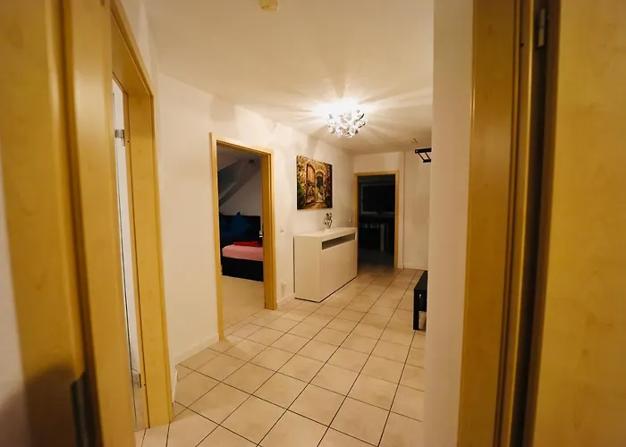 Generous I 7 Beds I 110 Sqm I Fast Internet * Paderborn