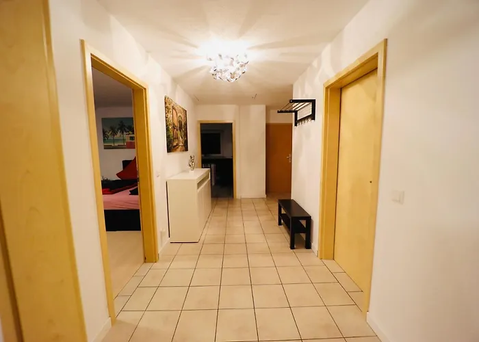 Generous I 7 Beds I 110 Sqm I Fast Internet Paderborn